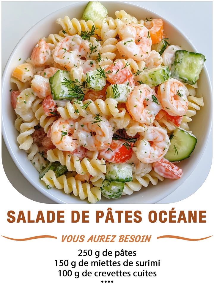 Salade de pâtes océane  

Ingrédients :

250 g de pâtes farfalle, fusilli ou coquillettes  
150 g de miettes de surimi ou bâtonnets coupés  
100 g de crevettes cuites décortiquées  
1 tomate  
1/2 concombre  
3 cuillères à soupe de mayonnaise  
1 cuillère à soupe de jus de citron  
Sel, poivre